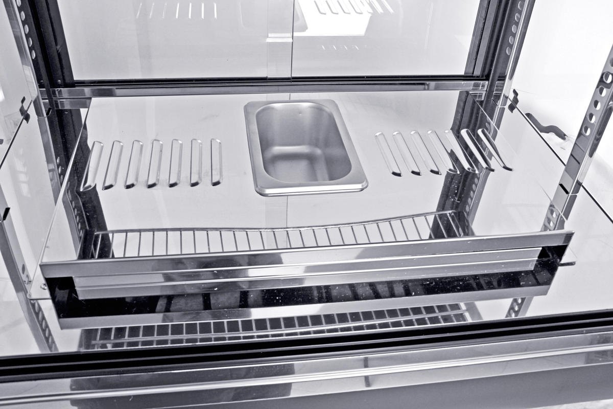 Premium Food Warmer Display